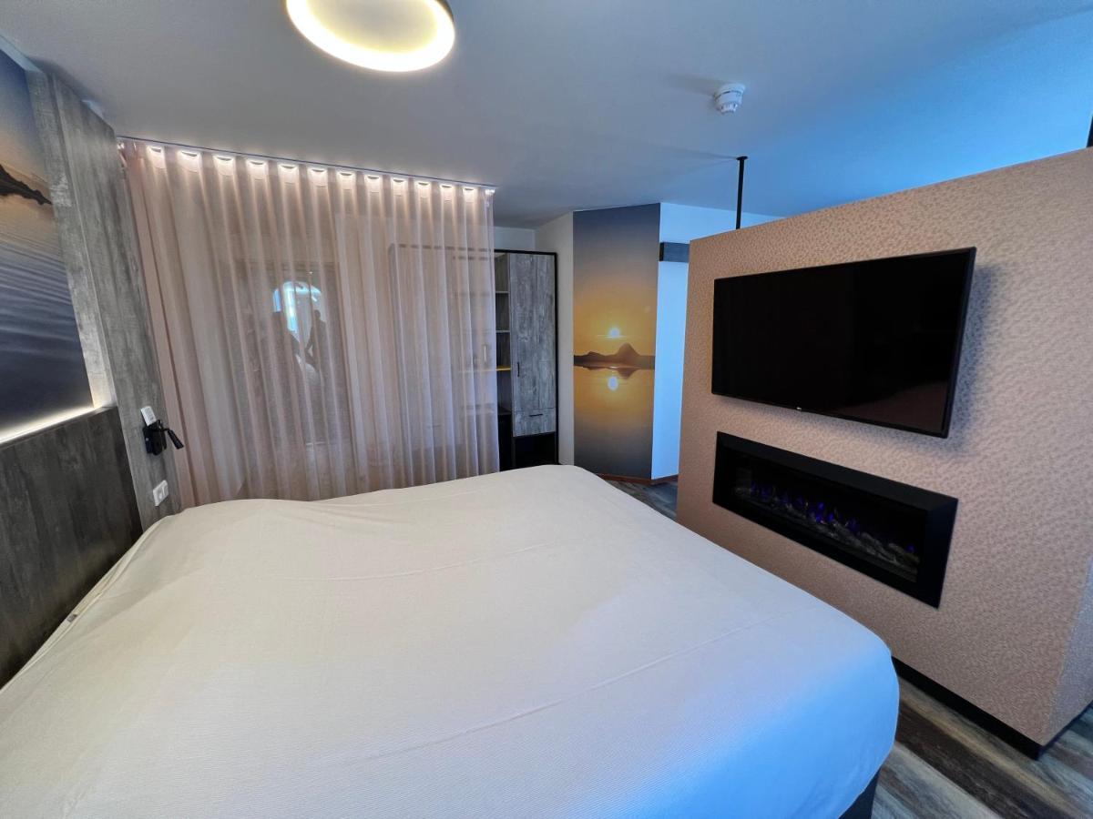 Hotel Nap Вест-Терсхелинг Екстериор снимка