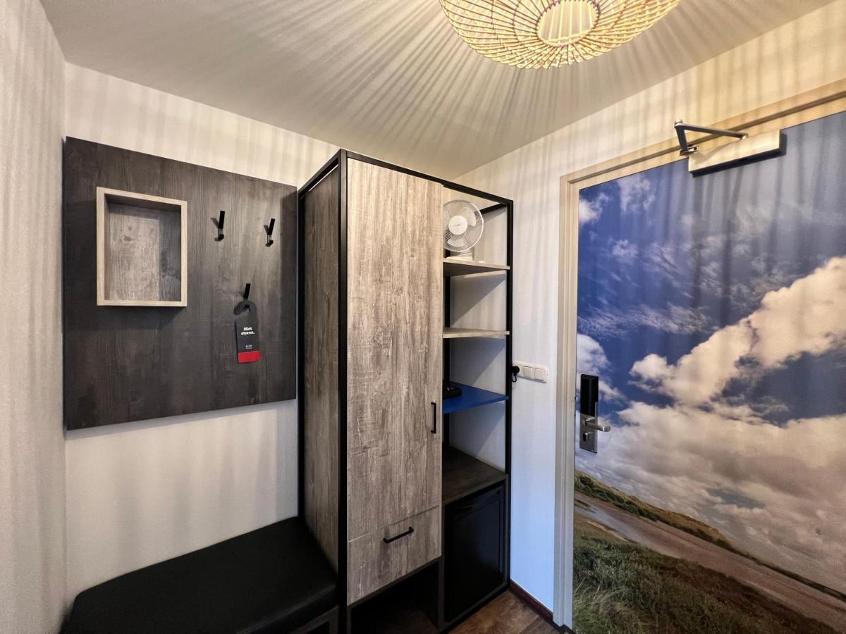 Hotel Nap Вест-Терсхелинг Екстериор снимка