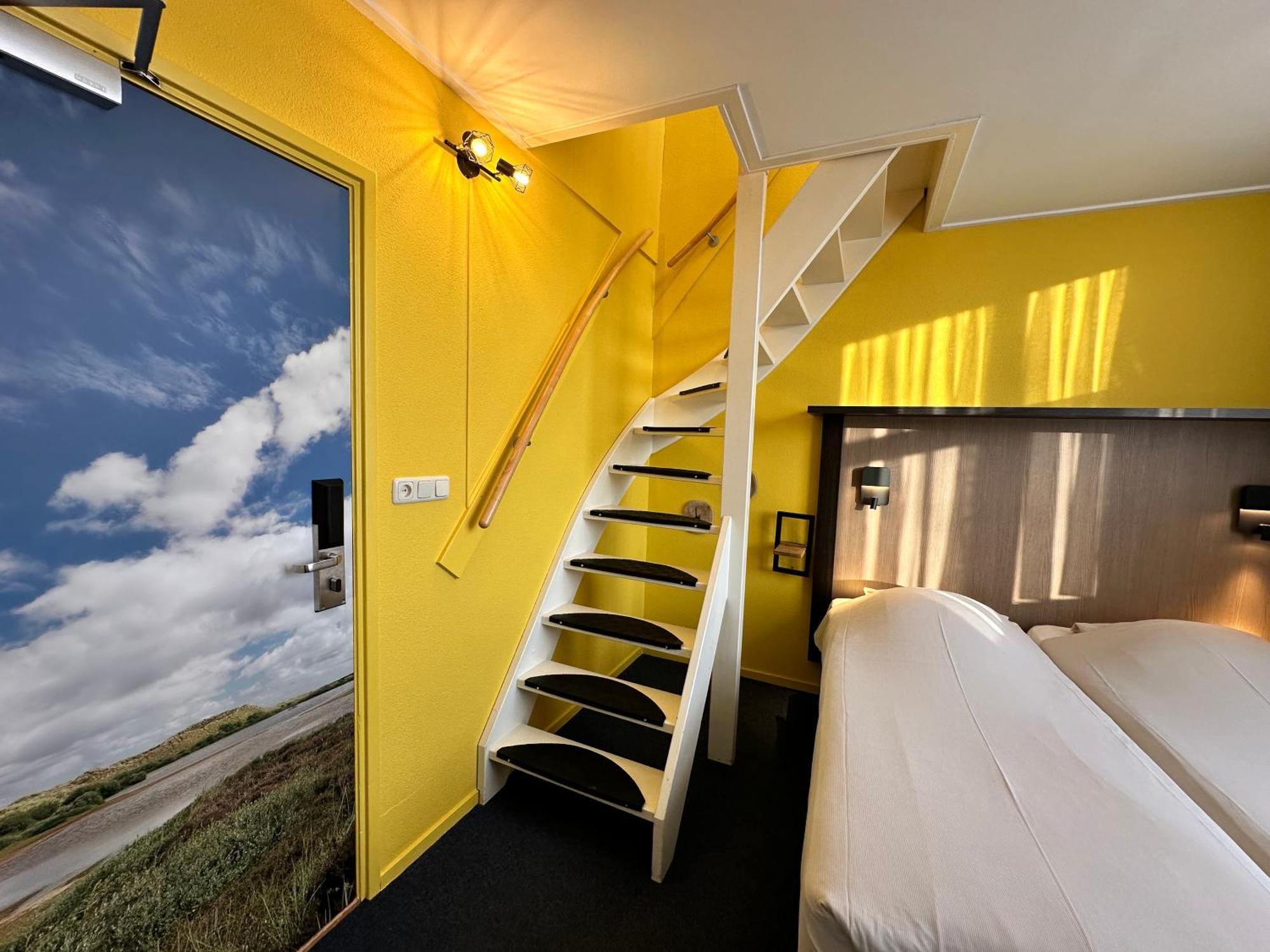 Hotel Nap Вест-Терсхелинг Екстериор снимка